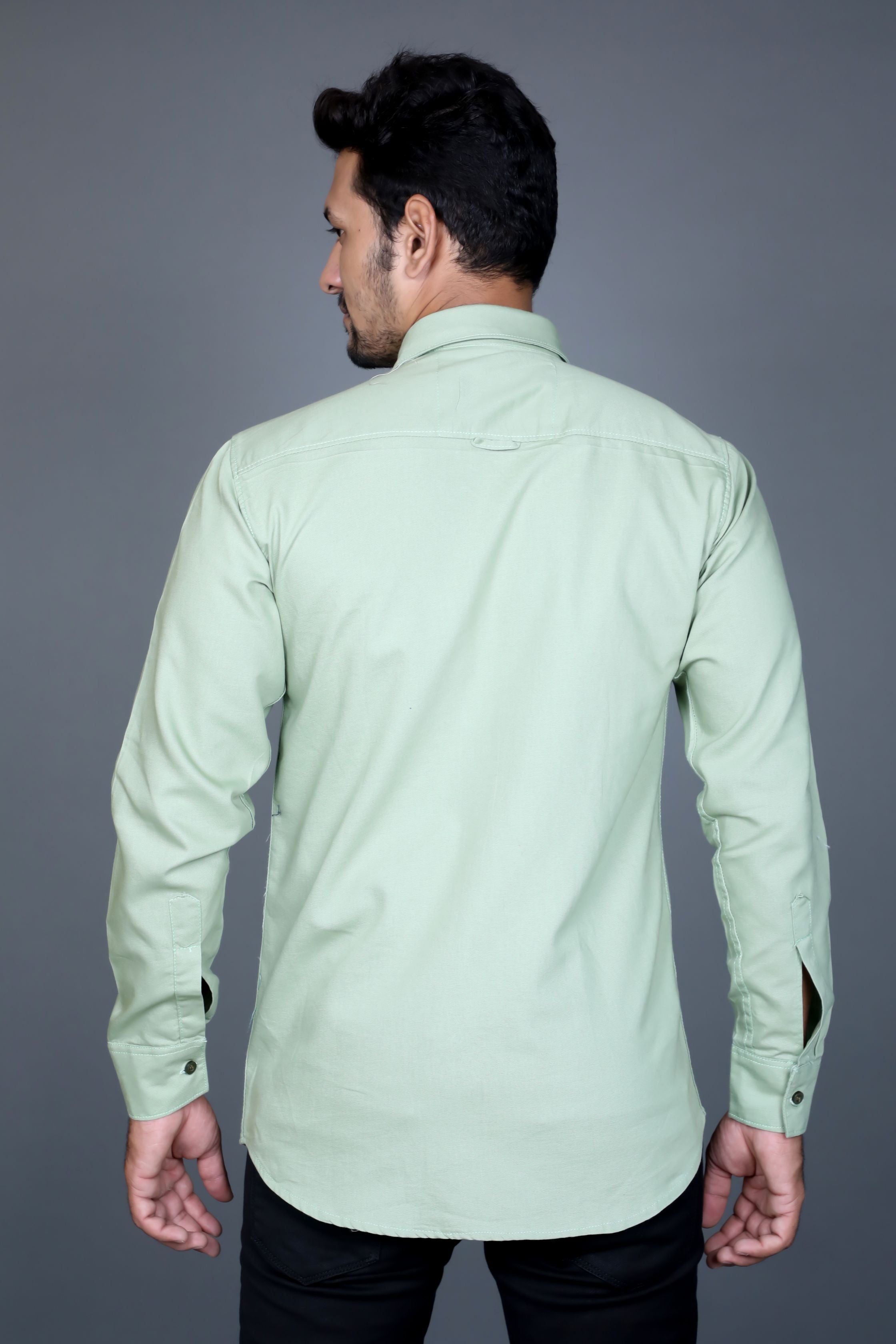 TJ's Men Sage Green Solid Slim Fit Casual Shirt