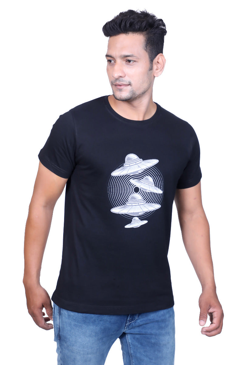 Tees Fashion Black Spaceship Printed Half Sleeve T-shirt