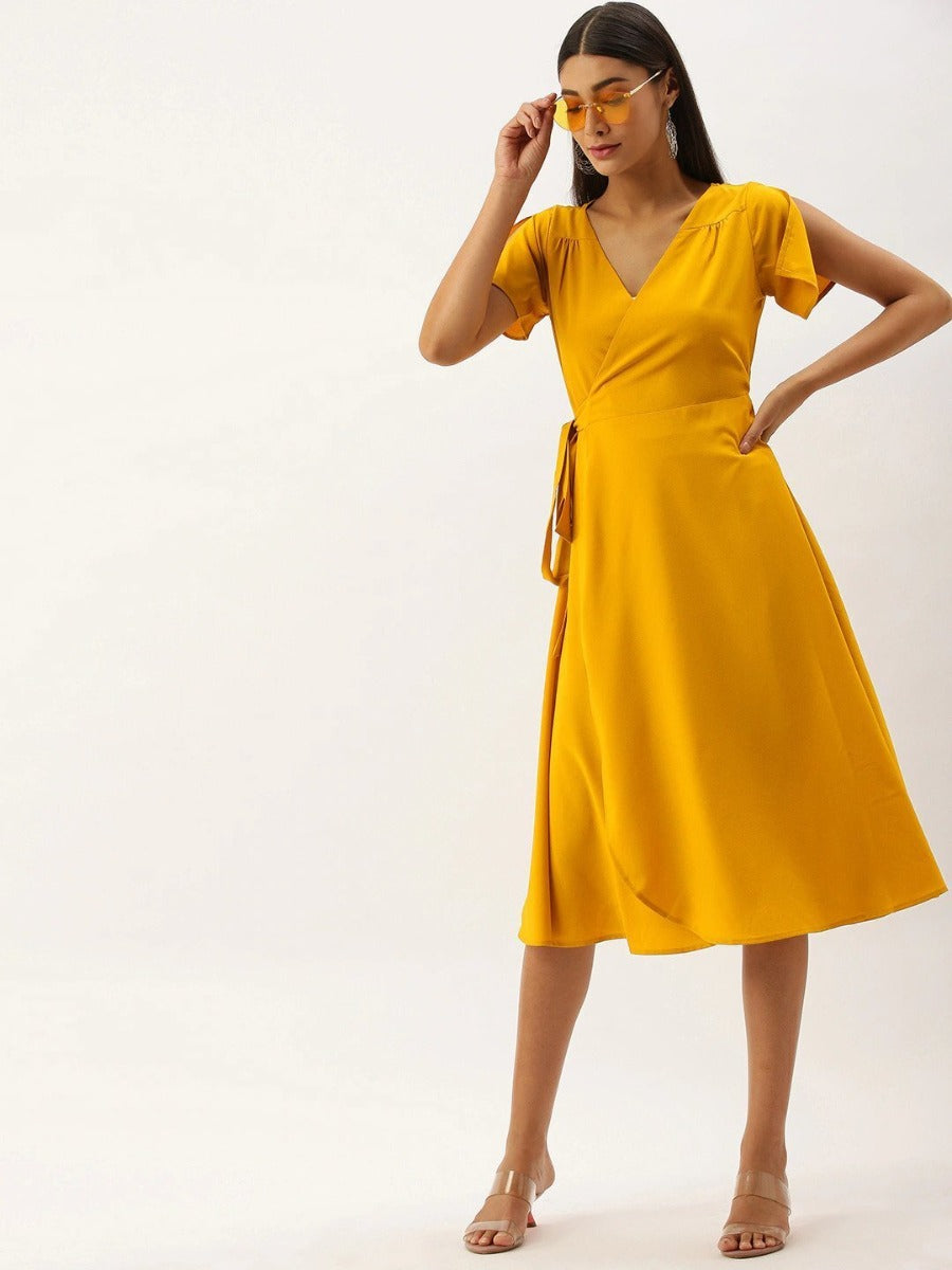 Berrylush Women Solid Yellow V-Neck Wrap Midi Dress