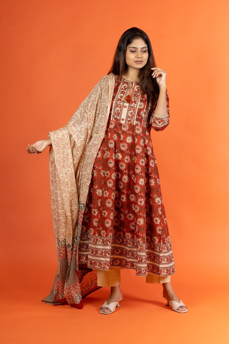 Kasak Women Red and Peach Floral Printed Cotton A-line Kurta Set with Dupatta and Palazzo