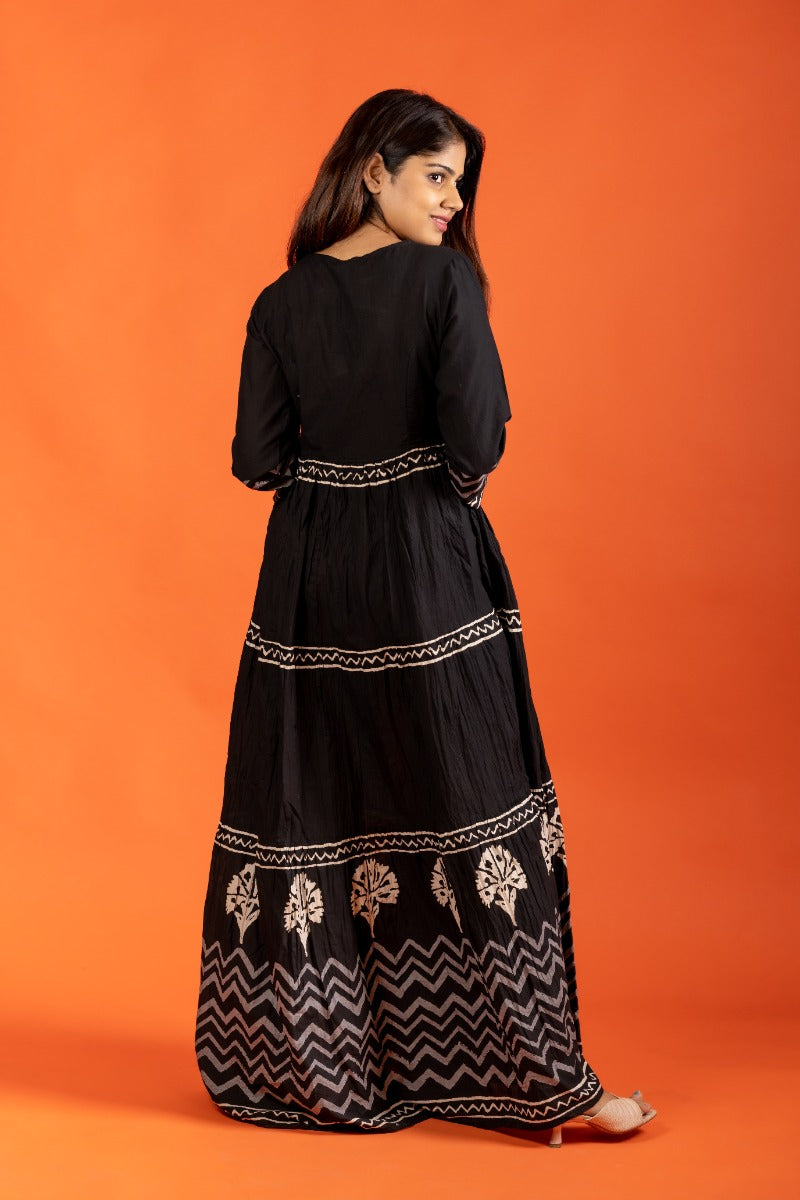 Annika's Black Motif Printed Cotton Full-length A-line Kurta for Women