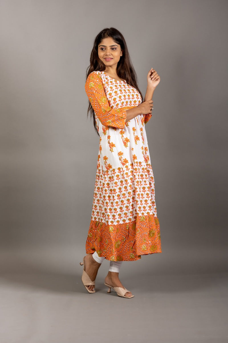 Women White & Orange Floral Printed Cotton A-line Kurta