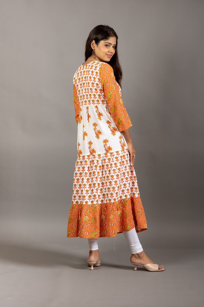 Women White & Orange Floral Printed Cotton A-line Kurta